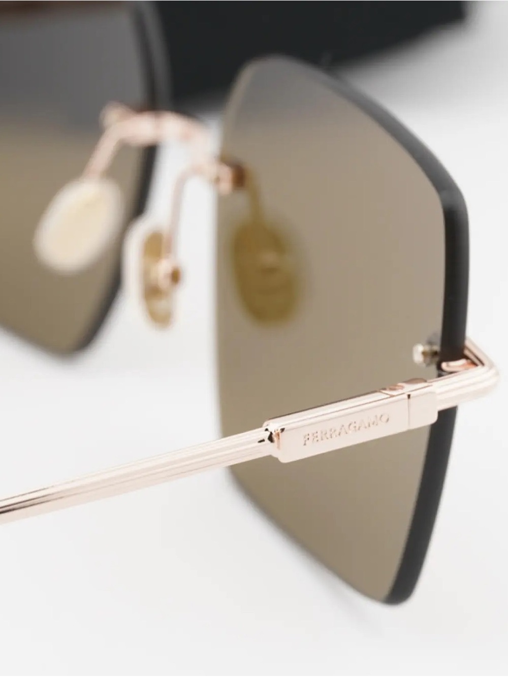 New Salvatore Ferragamo Sunglasses 
SF311S 780 Rose Gold / Brown NWT - Picture 4 of 4